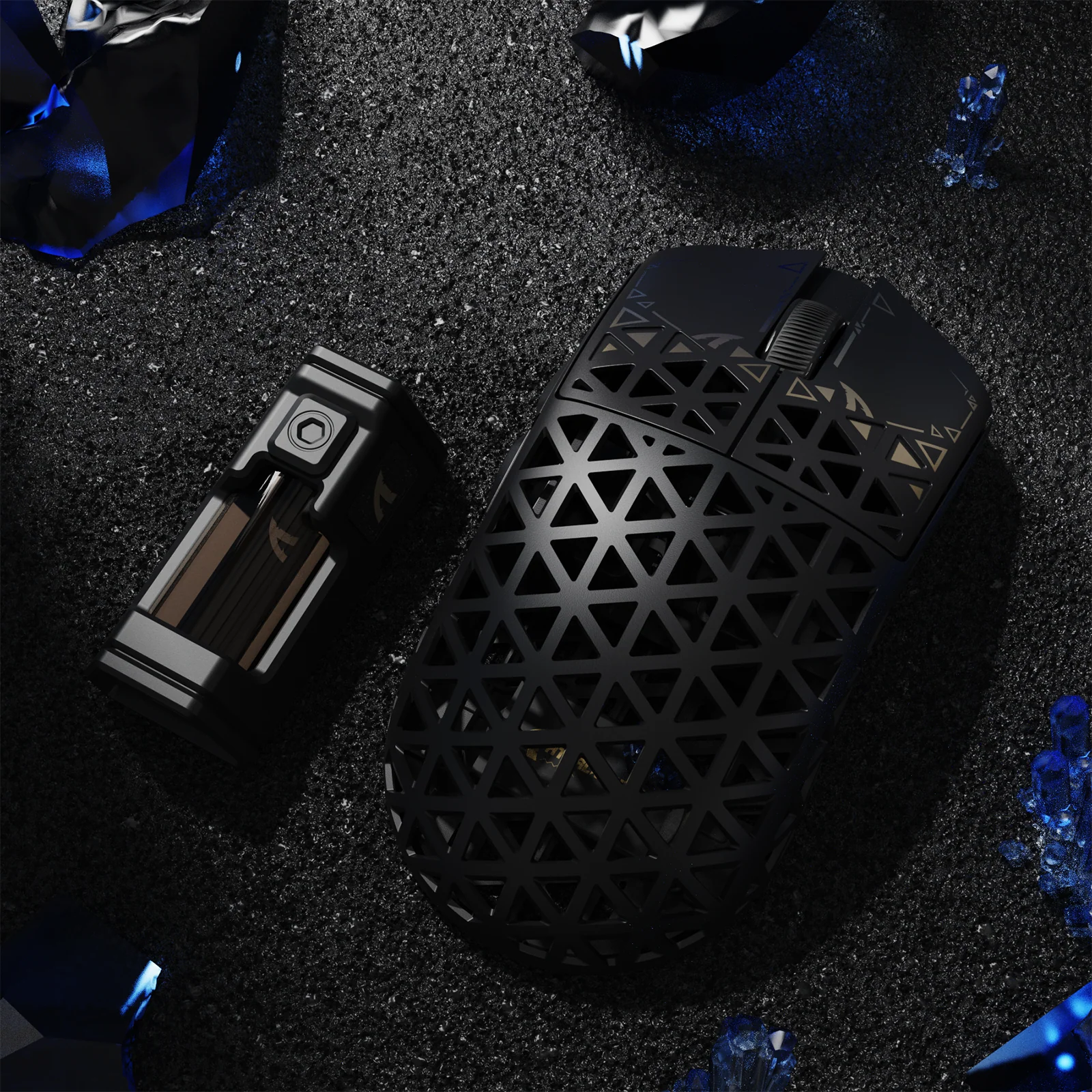 452-attack-shark-r5-ultra-carbon-fiber-wireless-8k-paw3950max-gaming-mouse-18.webp ATTACK SHARK R5 ULTRA Carbon Fiber Wireless 8K PAW3950MAX Gaming Mouse