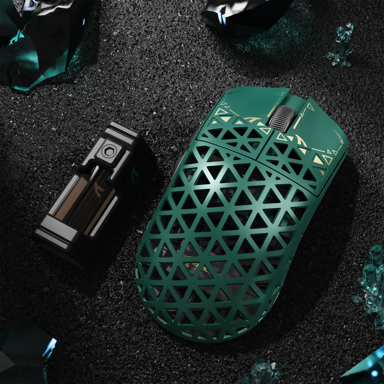 452-attack-shark-r5-ultra-carbon-fiber-wireless-8k-paw3950max-gaming-mouse-36.webp ATTACK SHARK R5 ULTRA Carbon Fiber Wireless 8K PAW3950MAX Gaming Mouse