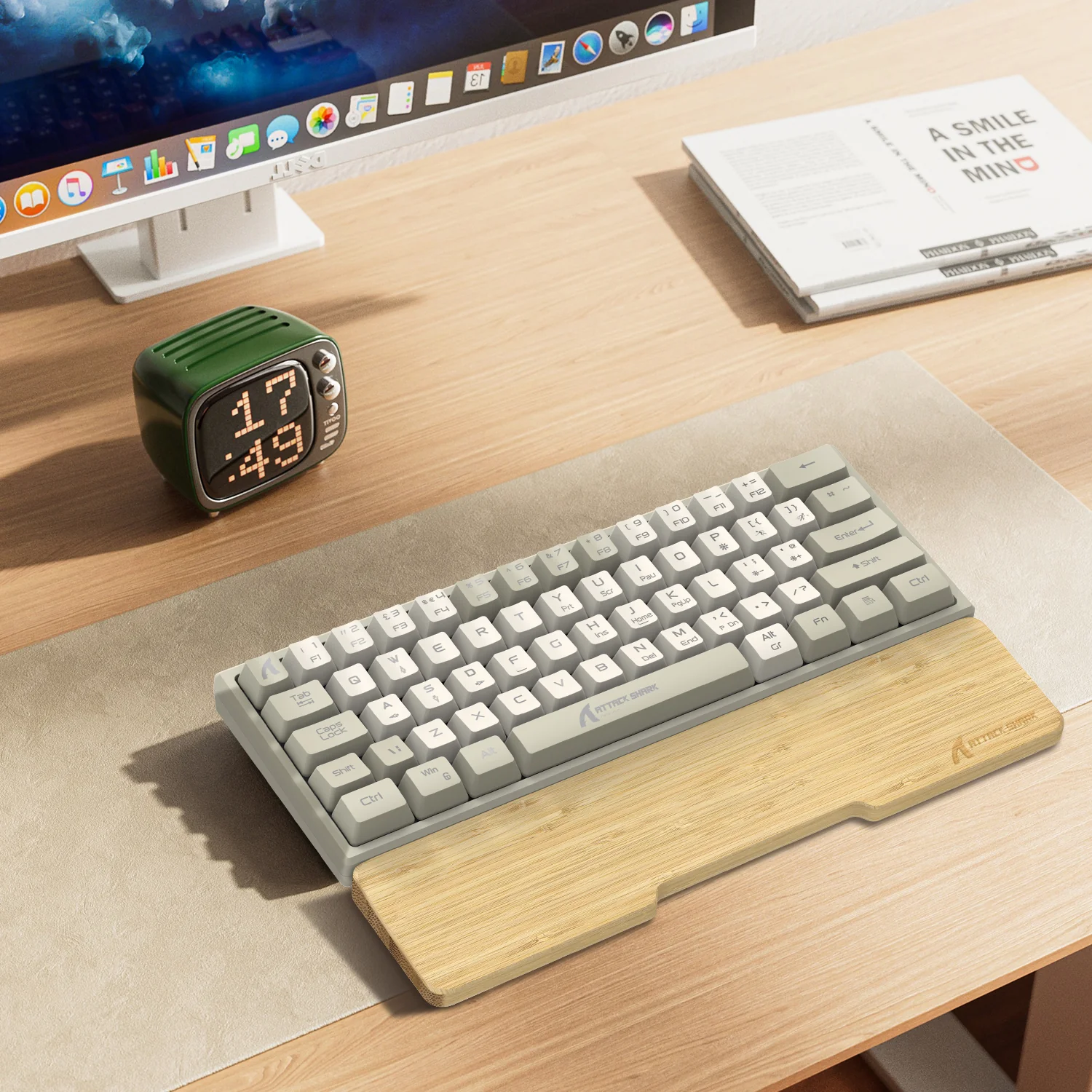742-attack-shark-wz01-bamboo-wrist-rest-7.webp ATTACK SHARK WZ01 Bamboo Wrist Rest
